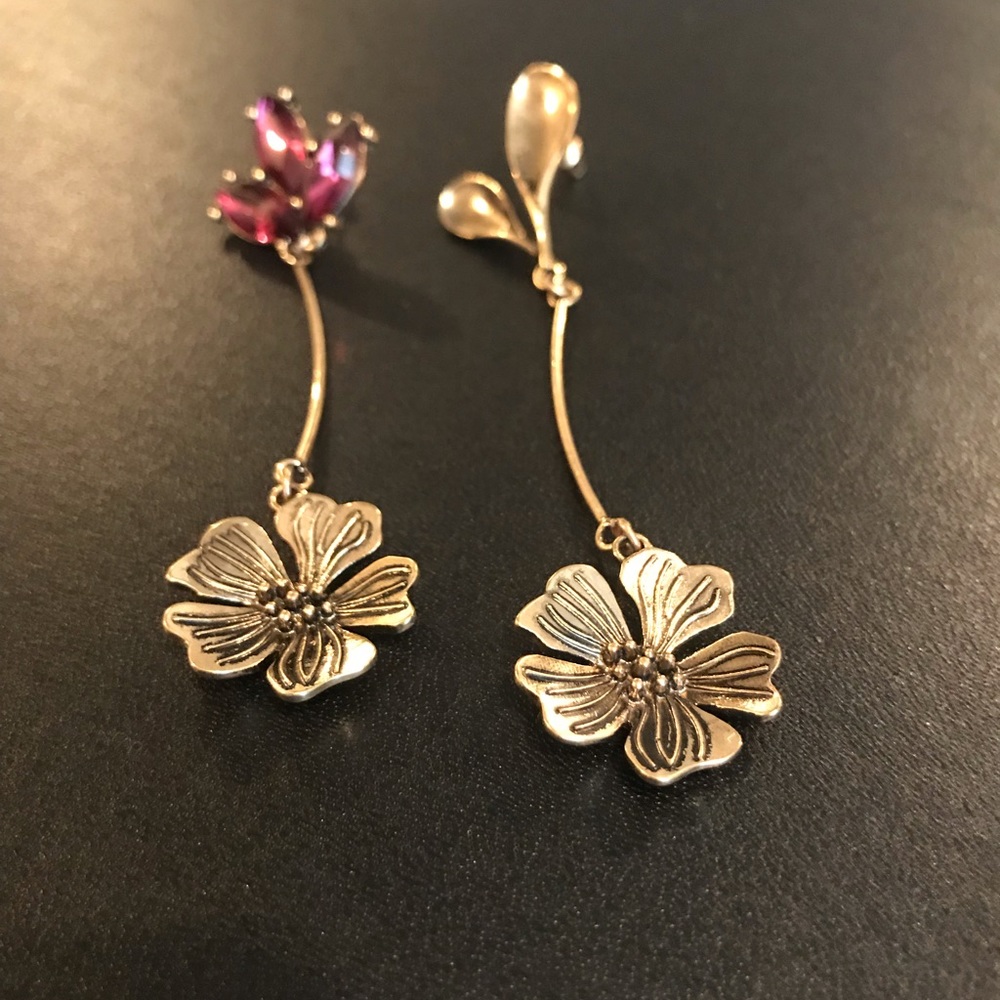 Vintage flower long earrings